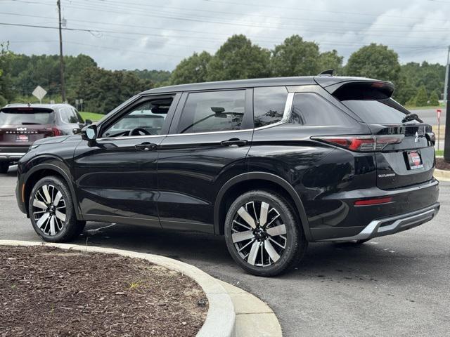 new 2025 Mitsubishi Outlander car, priced at $39,345