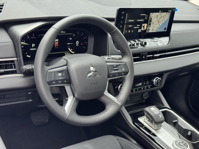 new 2025 Mitsubishi Outlander car, priced at $39,345