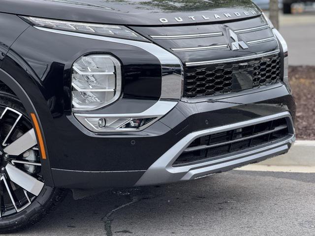 new 2025 Mitsubishi Outlander car, priced at $39,345