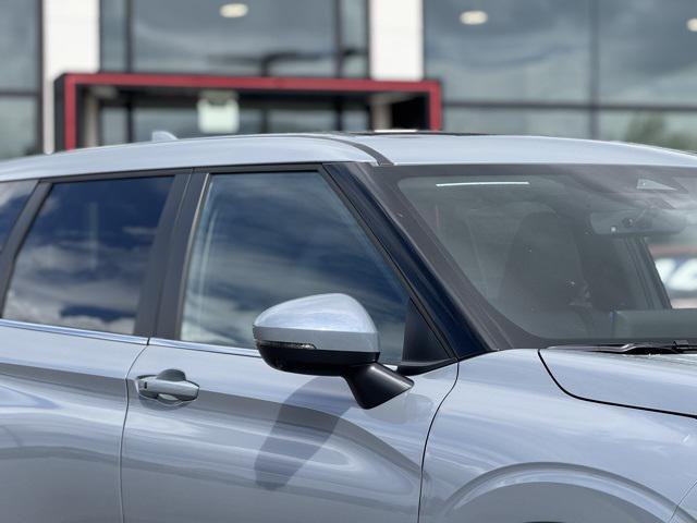 new 2025 Mitsubishi Outlander car, priced at $41,640