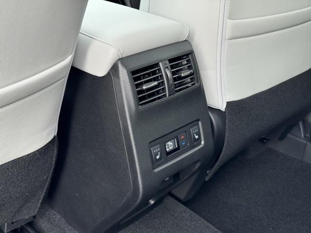 new 2025 Mitsubishi Outlander car, priced at $40,991