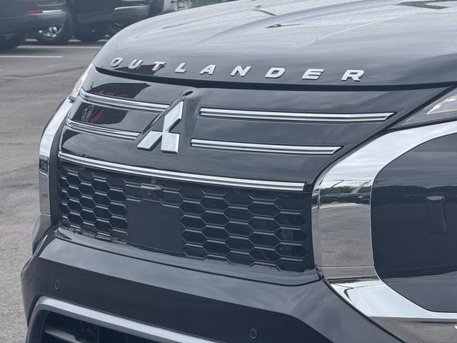 new 2025 Mitsubishi Outlander car, priced at $40,991