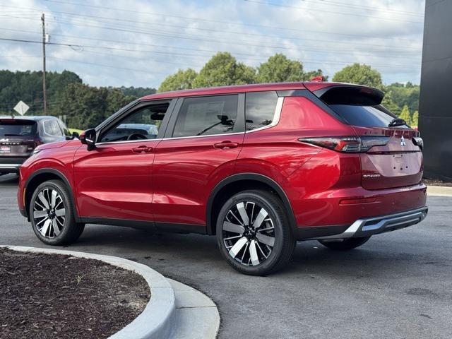 new 2025 Mitsubishi Outlander car, priced at $39,940