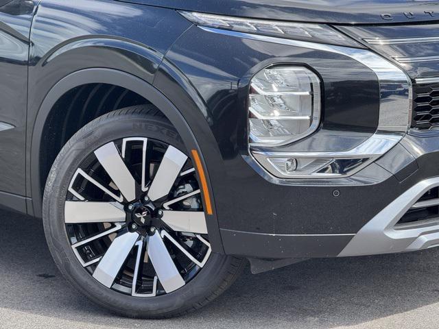 new 2025 Mitsubishi Outlander car, priced at $36,835