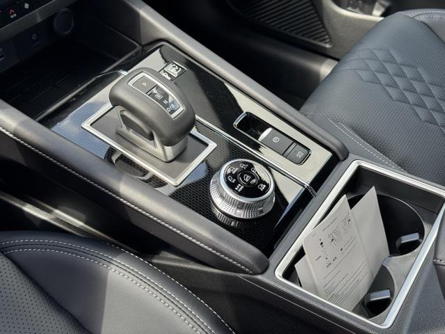 new 2025 Mitsubishi Outlander PHEV car, priced at $39,991