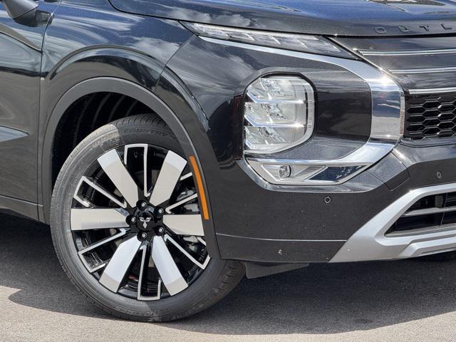 new 2025 Mitsubishi Outlander car, priced at $41,740
