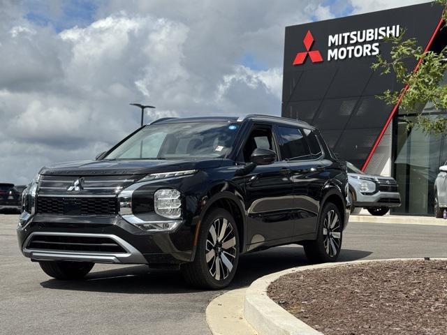 new 2025 Mitsubishi Outlander car, priced at $41,740