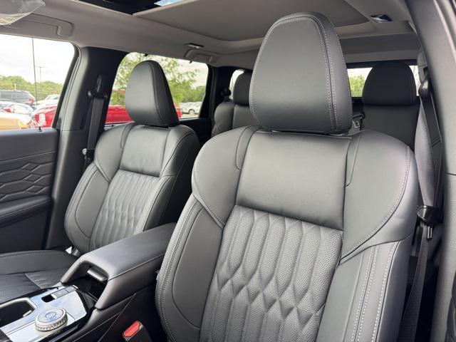 new 2025 Mitsubishi Outlander car, priced at $41,740