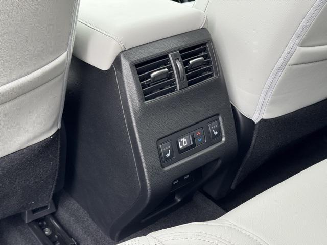 new 2025 Mitsubishi Outlander car, priced at $47,040