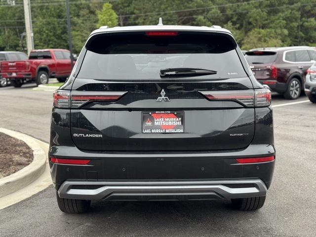 new 2025 Mitsubishi Outlander car, priced at $47,040
