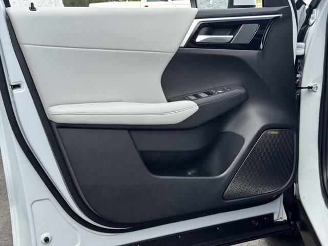 new 2025 Mitsubishi Outlander car, priced at $40,040