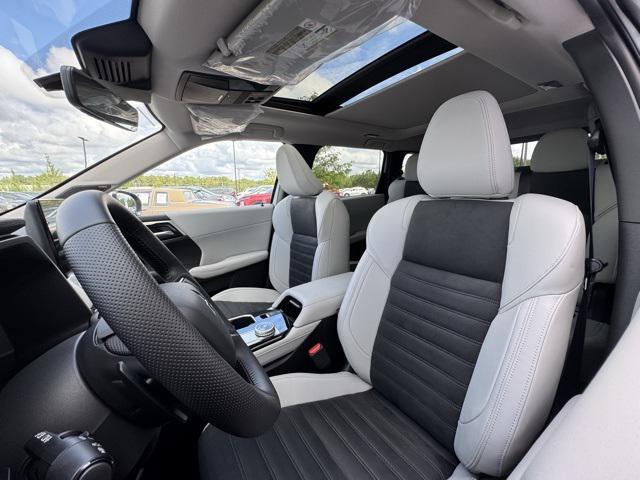 new 2025 Mitsubishi Outlander car, priced at $40,040