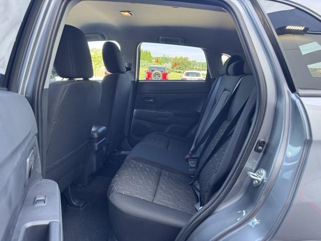 new 2025 Mitsubishi Outlander Sport car