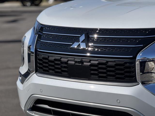 new 2025 Mitsubishi Outlander PHEV car, priced at $48,991