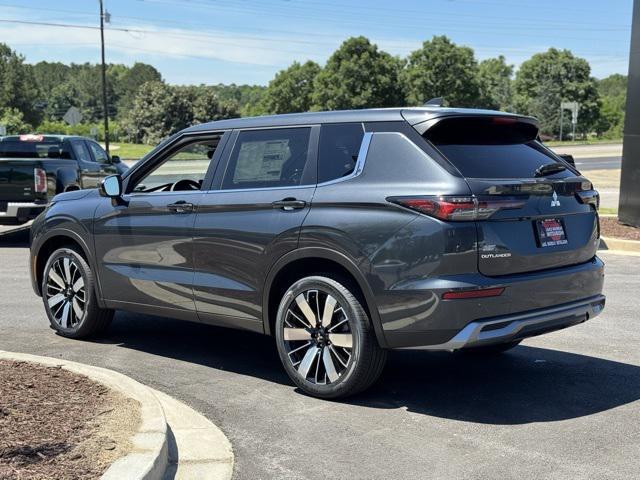 new 2025 Mitsubishi Outlander car, priced at $33,991