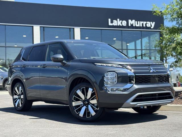 new 2025 Mitsubishi Outlander car, priced at $33,991