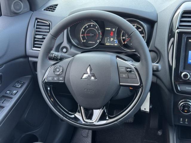 new 2025 Mitsubishi Outlander Sport car, priced at $31,515