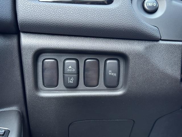 new 2025 Mitsubishi Outlander Sport car, priced at $31,775
