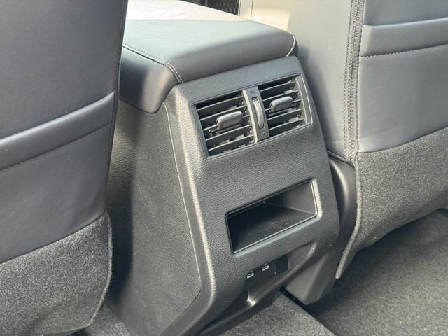 new 2025 Mitsubishi Outlander car, priced at $39,940