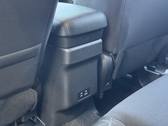 new 2025 Mitsubishi Outlander Sport car