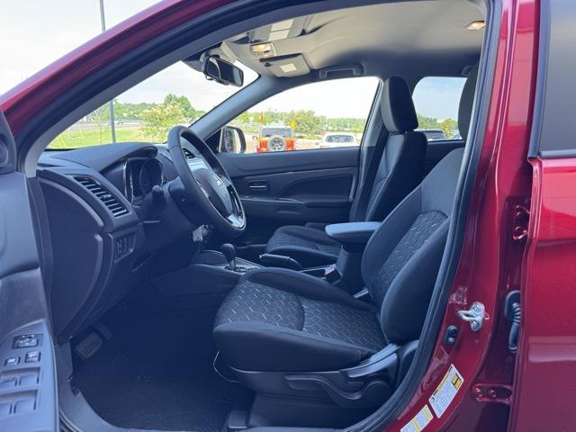 new 2025 Mitsubishi Outlander Sport car