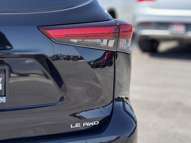 used 2020 Toyota Highlander car, priced at $24,991