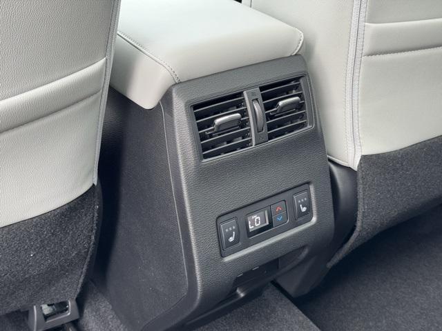 new 2025 Mitsubishi Outlander car, priced at $35,991