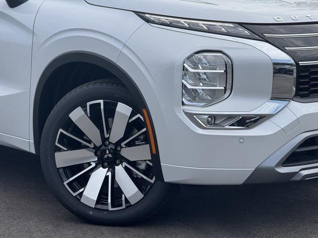 new 2025 Mitsubishi Outlander car, priced at $35,991