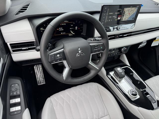 new 2025 Mitsubishi Outlander car, priced at $35,991