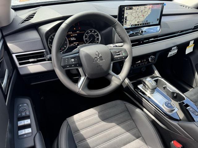 new 2025 Mitsubishi Outlander car, priced at $30,991