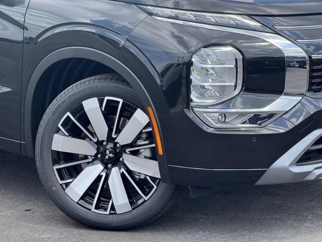 new 2025 Mitsubishi Outlander car, priced at $35,991