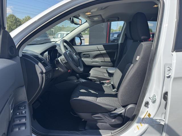 new 2025 Mitsubishi Outlander Sport car, priced at $29,625