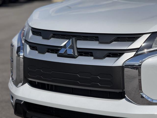 new 2025 Mitsubishi Outlander Sport car, priced at $29,625