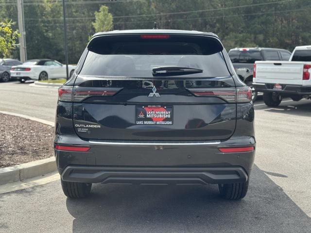 new 2025 Mitsubishi Outlander car, priced at $31,670