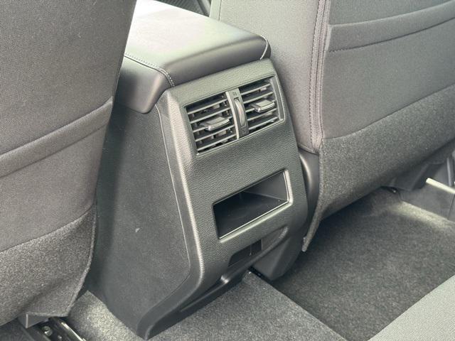 new 2025 Mitsubishi Outlander car, priced at $31,670
