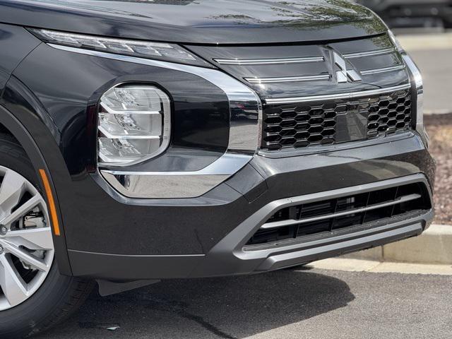 new 2025 Mitsubishi Outlander car, priced at $31,670