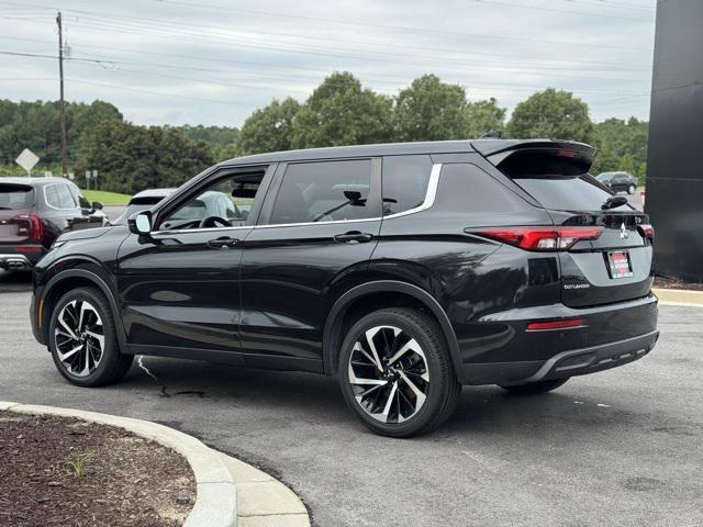 used 2022 Mitsubishi Outlander car, priced at $18,391