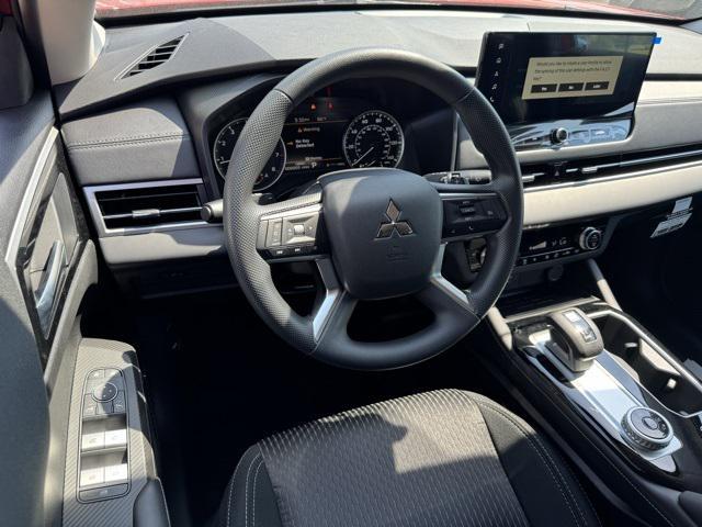 new 2025 Mitsubishi Outlander car, priced at $29,491