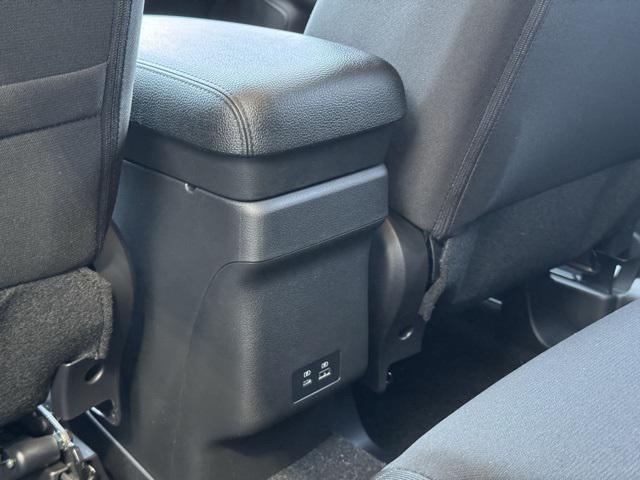 new 2025 Mitsubishi Outlander Sport car