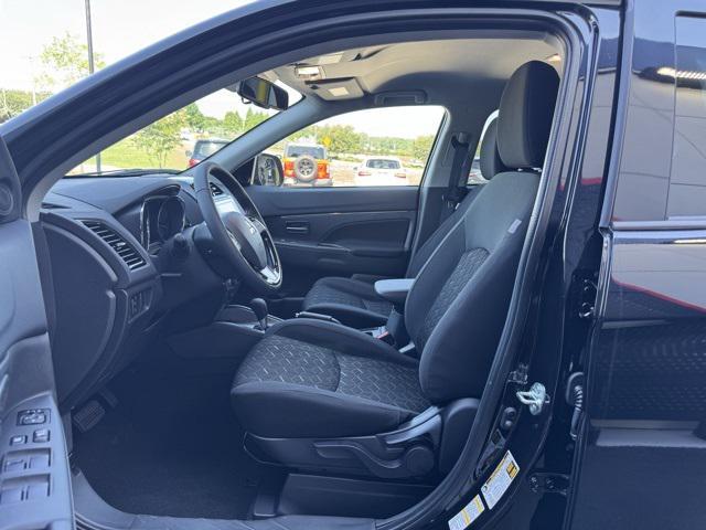 new 2025 Mitsubishi Outlander Sport car