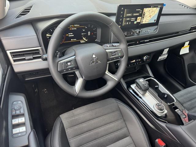 new 2025 Mitsubishi Outlander car, priced at $39,940