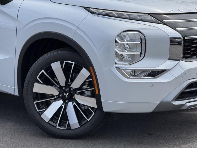 new 2025 Mitsubishi Outlander car, priced at $38,991