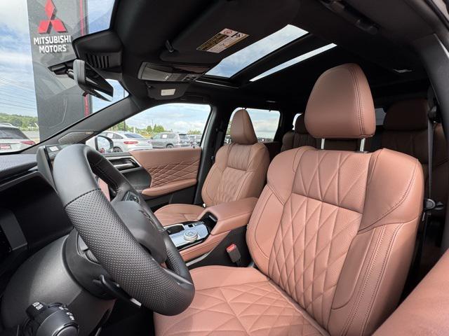 new 2025 Mitsubishi Outlander car, priced at $38,991