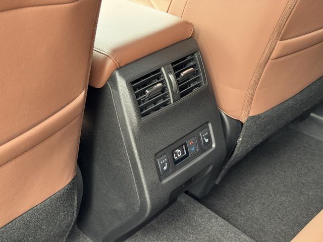 new 2025 Mitsubishi Outlander car, priced at $38,991