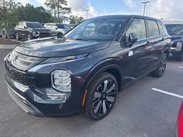 new 2025 Mitsubishi Outlander car, priced at $39,345