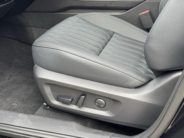 new 2025 Mitsubishi Outlander car, priced at $35,991