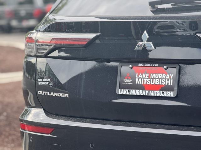 new 2025 Mitsubishi Outlander car, priced at $35,991