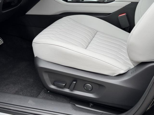new 2025 Mitsubishi Outlander car, priced at $39,491