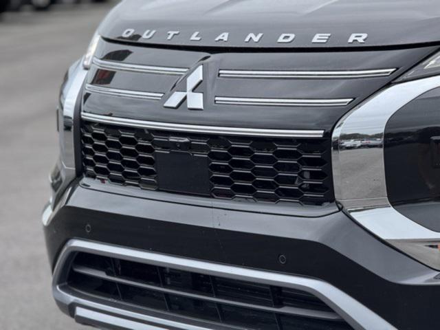 new 2025 Mitsubishi Outlander car, priced at $39,491