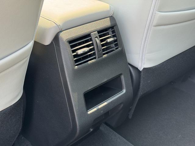 new 2025 Mitsubishi Outlander car, priced at $34,991